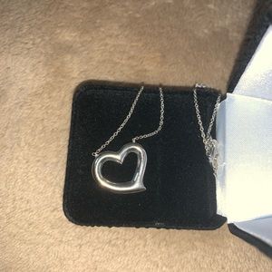14k White gold necklace
